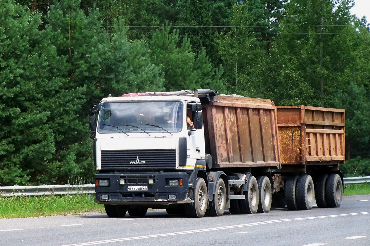 Брянская область, № Н 235 АВ 32 — МАЗ-6516A9