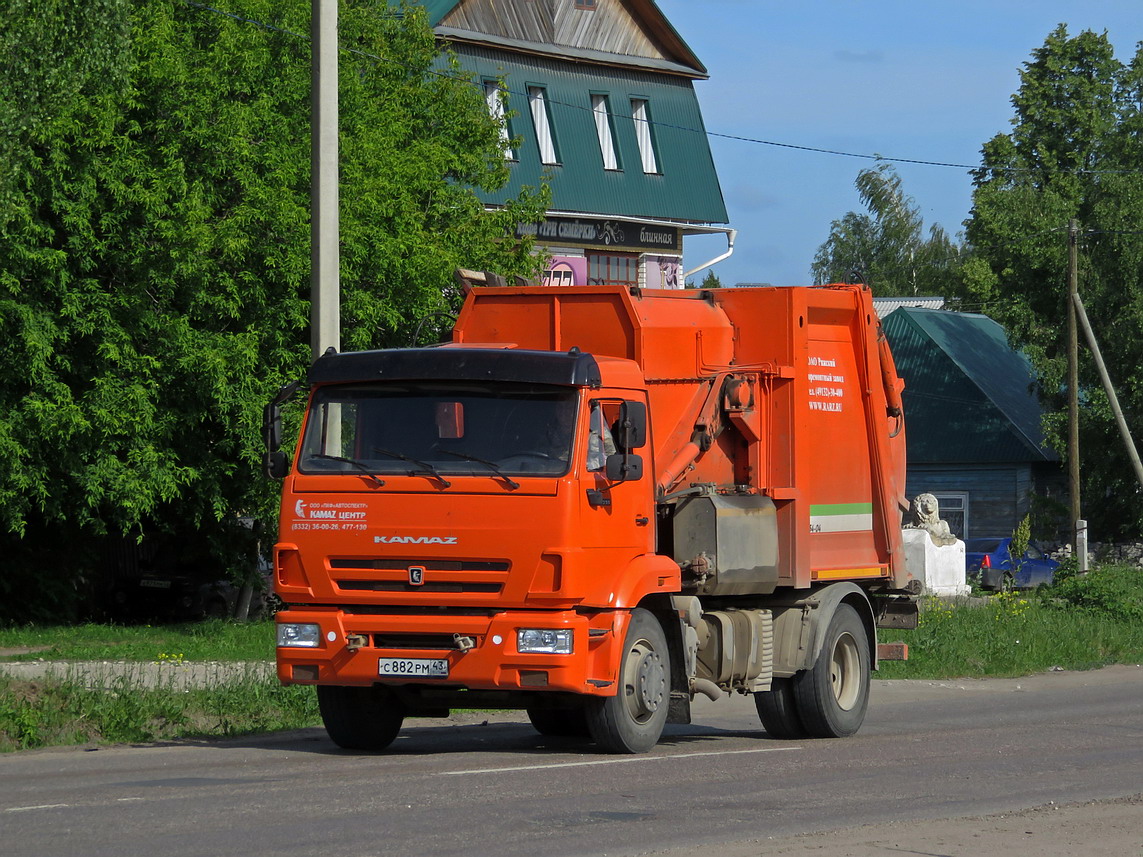 Кировская область, № С 882 РМ 43 — КамАЗ-43255-G5(69)