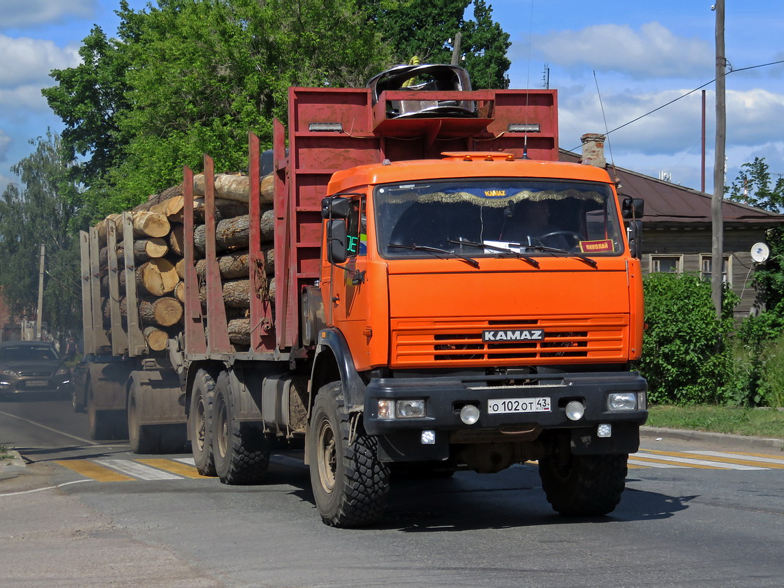 Кировская область, № О 102 ОТ 43 — КамАЗ-43118-10 [43118K]