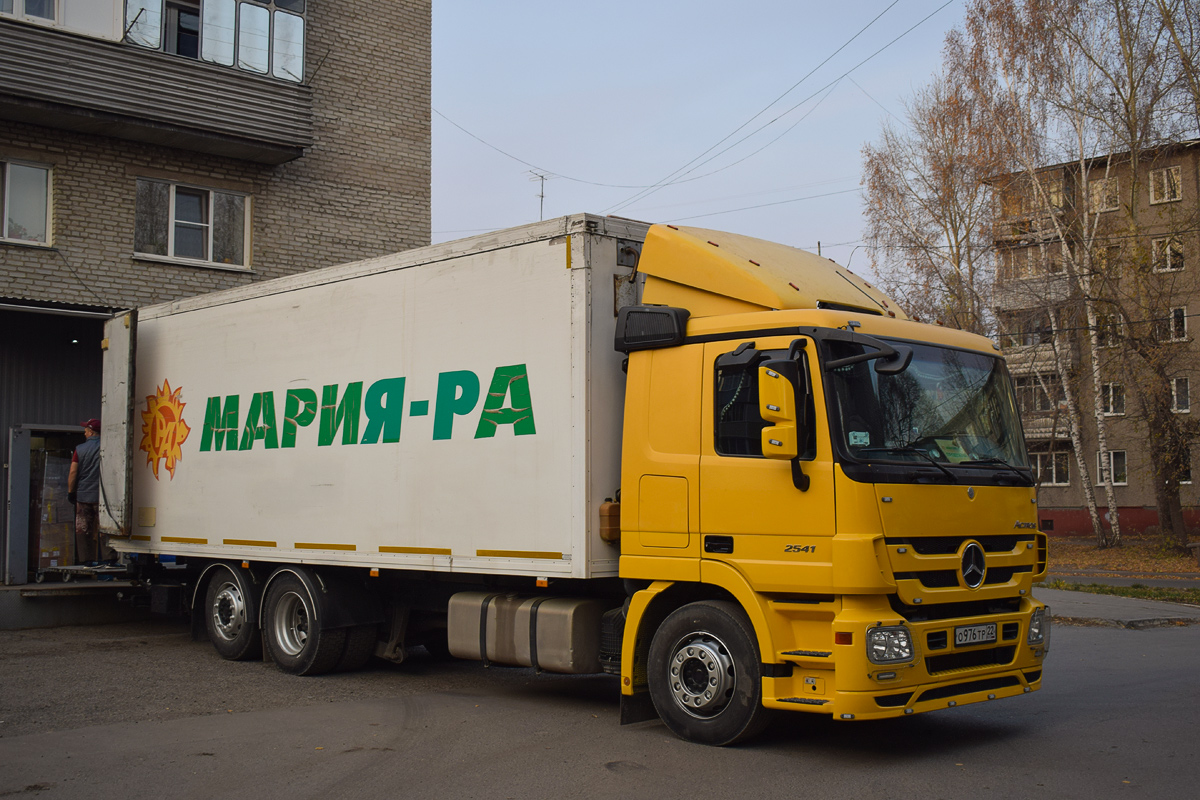 Алтайский край, № О 976 ТР 22 — Mercedes-Benz Actros ('2009) 2541