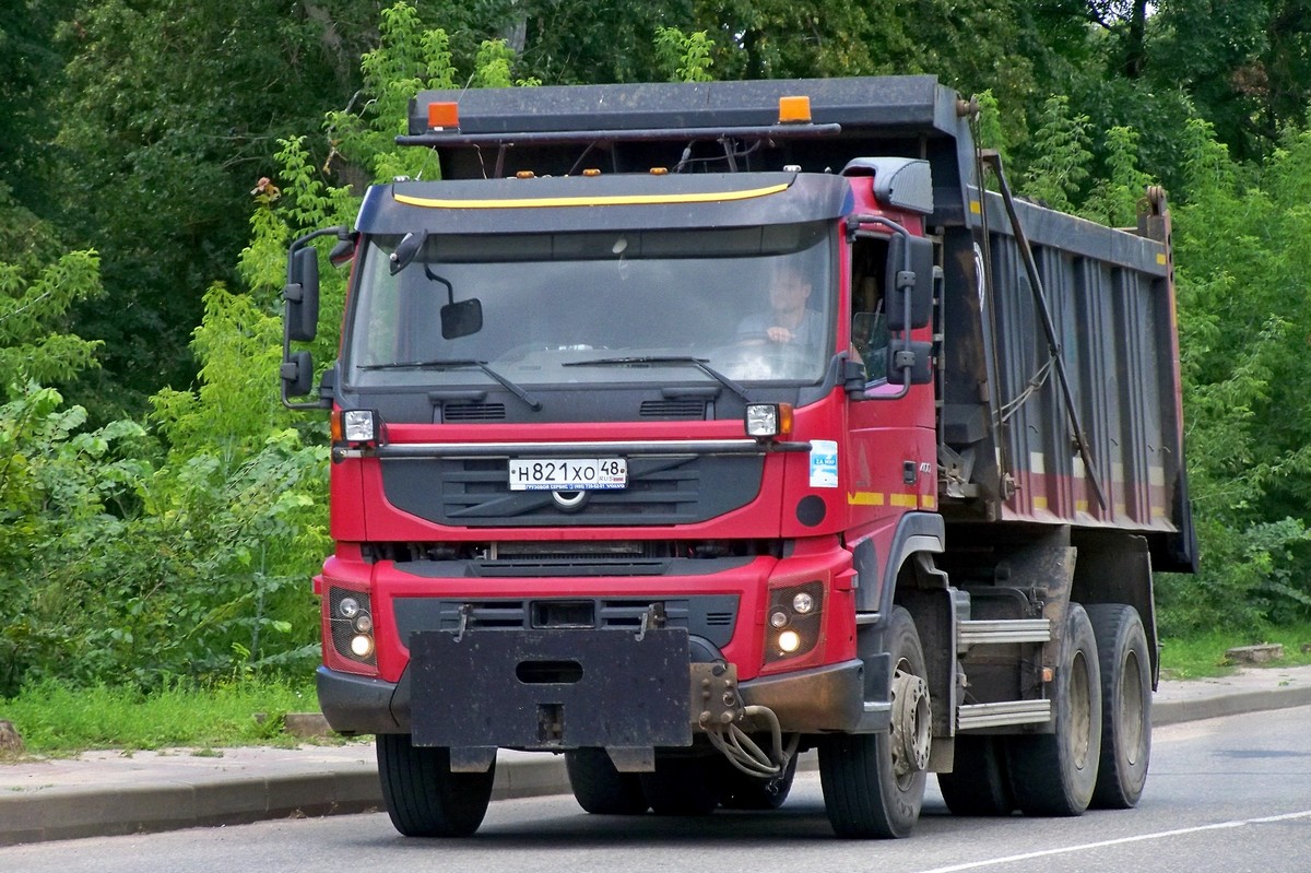 Липецкая область, № Н 821 ХО 48 — Volvo ('2010) FMX.400 [X9P]