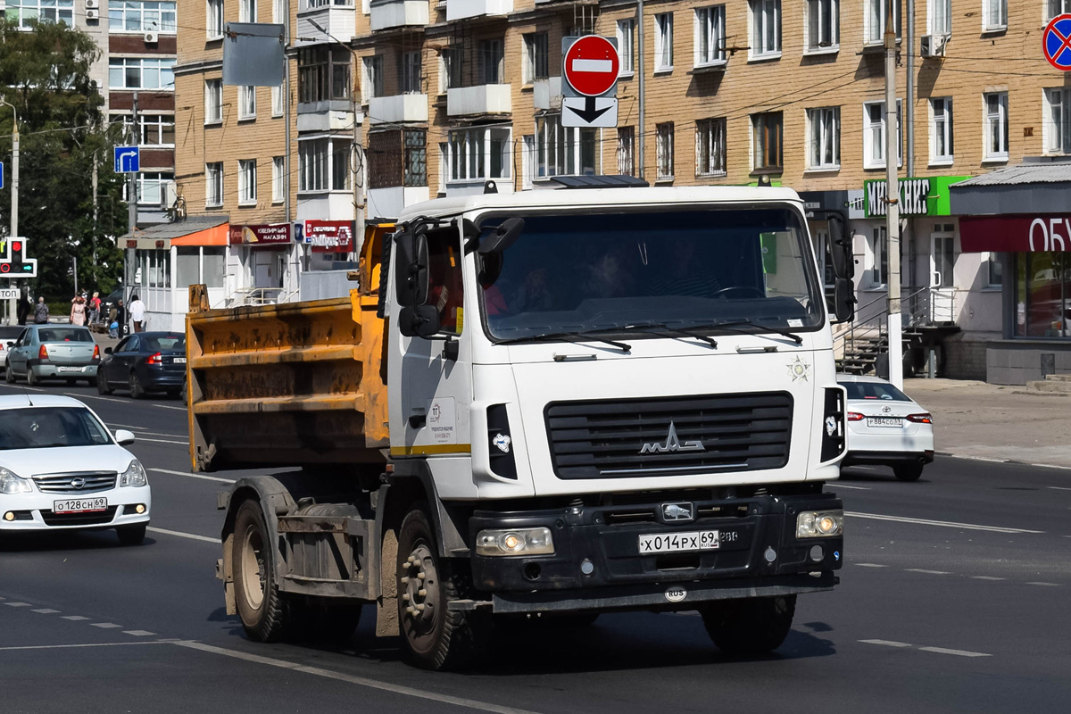 Тверская область, № Х 014 РХ 69 — МАЗ-5550B3