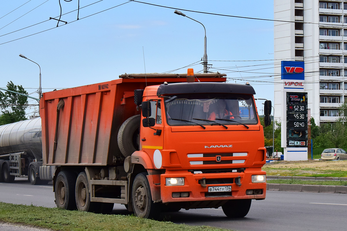 Волгоградская область, № В 744 ТУ 134 — КамАЗ-6520-43