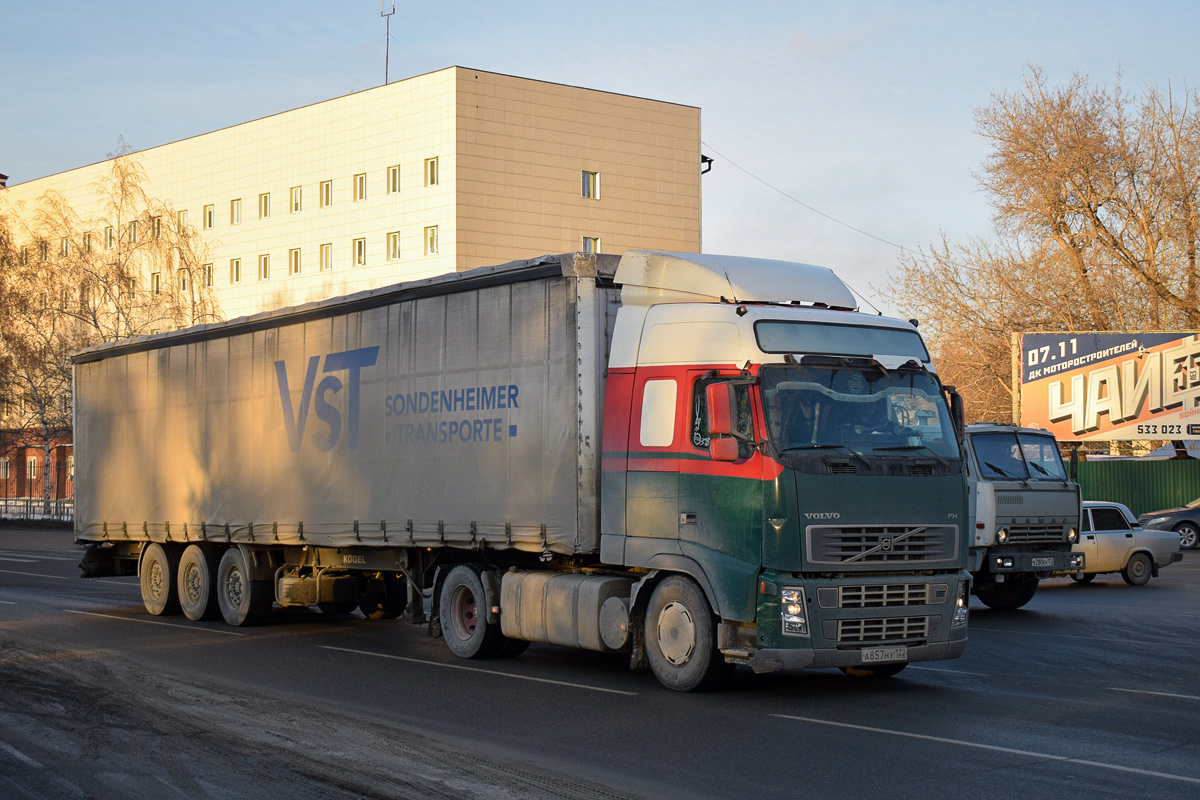 Алтайский край, № А 857 НУ 122 — Volvo ('2002) FH12.420