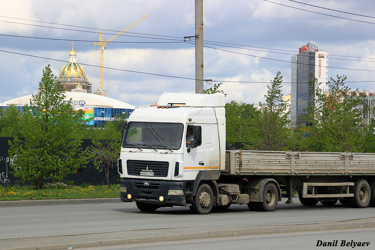 Челябинская область, № М 420 СХ 174 — МАЗ-5440B9