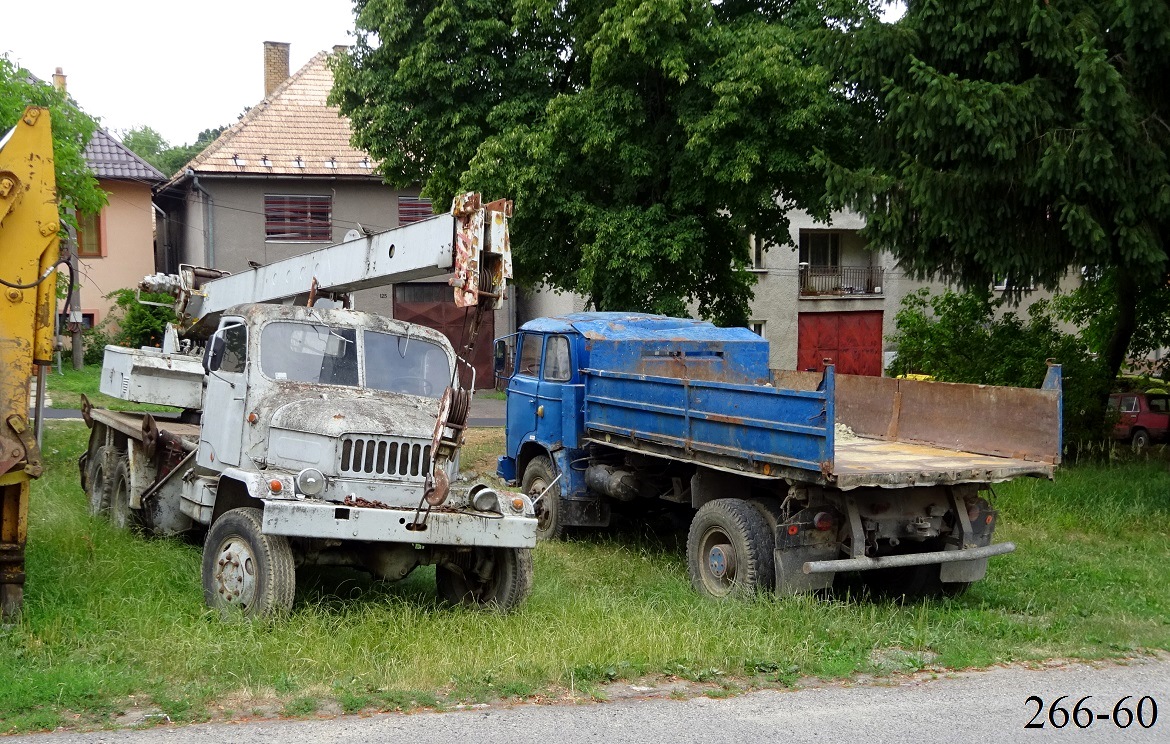 Словакия, № TN-028AS — Praga V3S; Словакия, № LV-249BK — Škoda 706 MTSP 24, MTSP 27