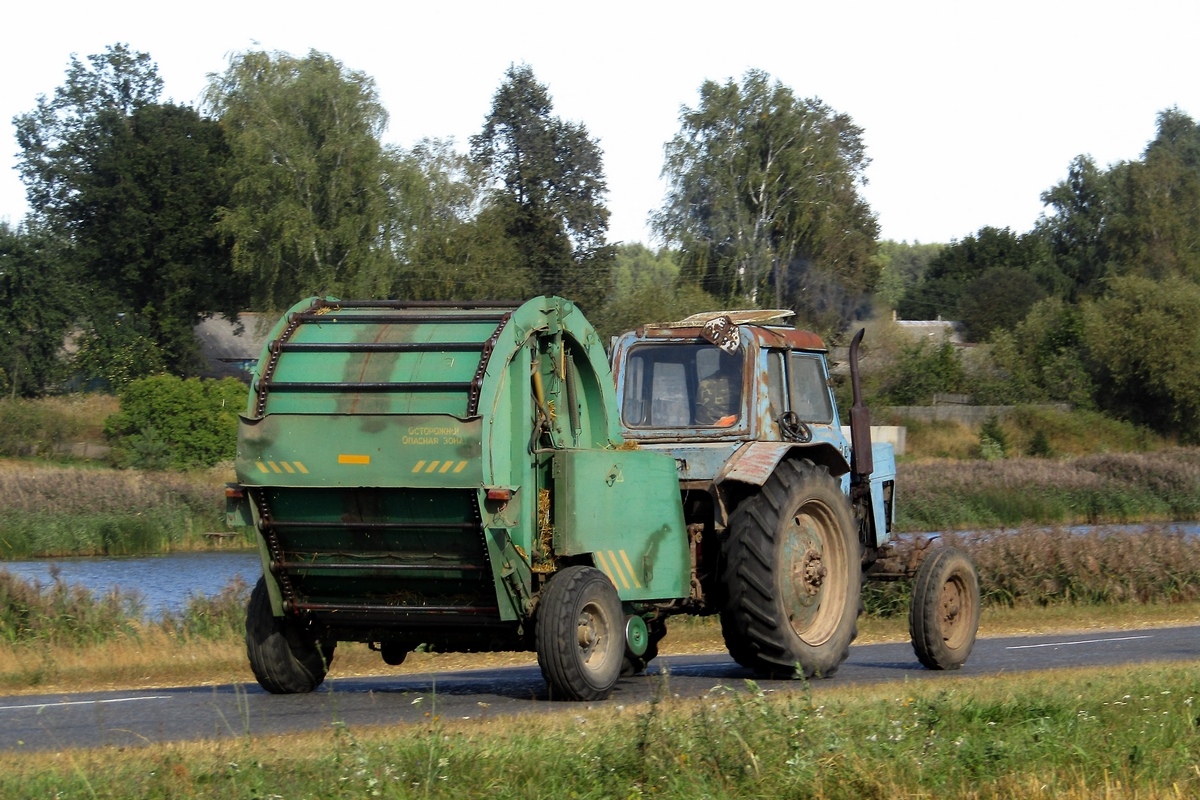 Могилёвская область, № 3800 МЕ — МТЗ-80 (общая модель); Прицепы сельскохозяйственные — Пресс-подборщик ПРФ-180*