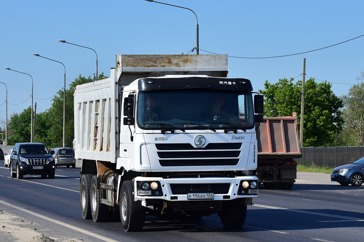 Астраханская область, № Е 196 ВХ 134 — Shaanxi Shacman F3000 SX325x