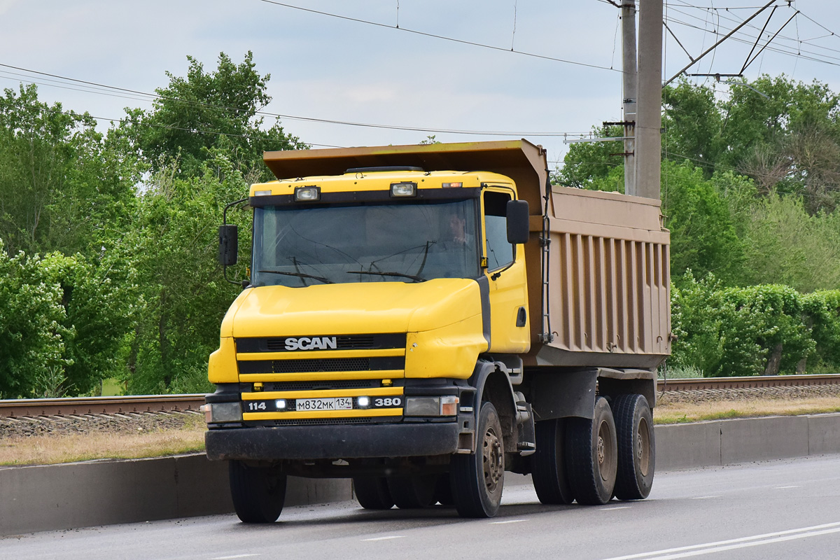 Волгоградская область, № М 832 МК 134 — Scania ('1996) T-Series (общ.м)