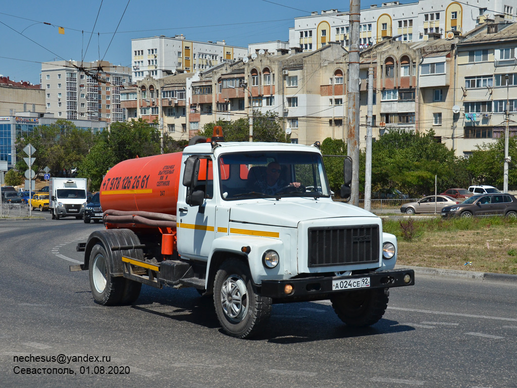 Севастополь, № А 024 СЕ 92 — ГАЗ-3309