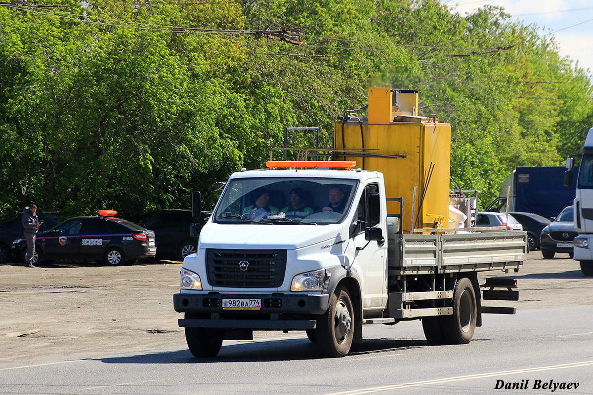 Челябинская область, № Е 982 ВА 774 — ГАЗ-C41R13