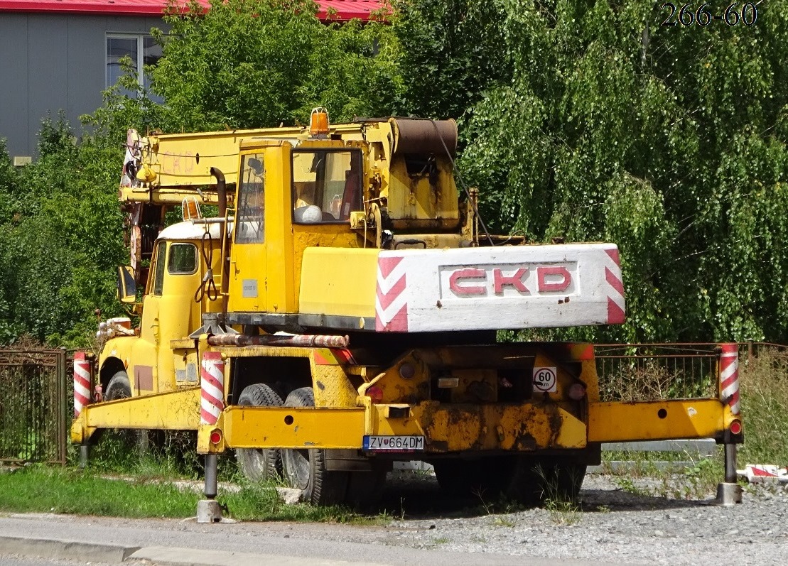 Словакия, № ZV-664DM — Tatra 148