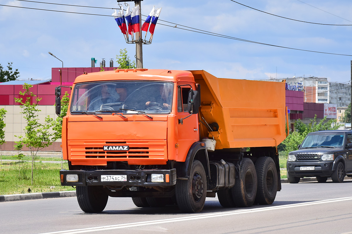 Волгоградская область, № М 374 АС 34 — КамАЗ-55111-15 [55111R]