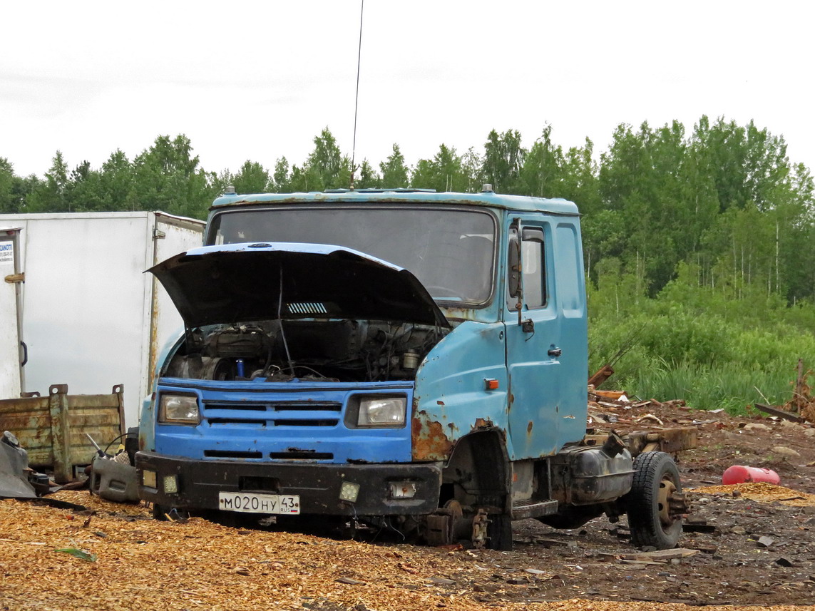 Кировская область, № М 020 НУ 43 — ЗИЛ-5301ЮО "Бычок"