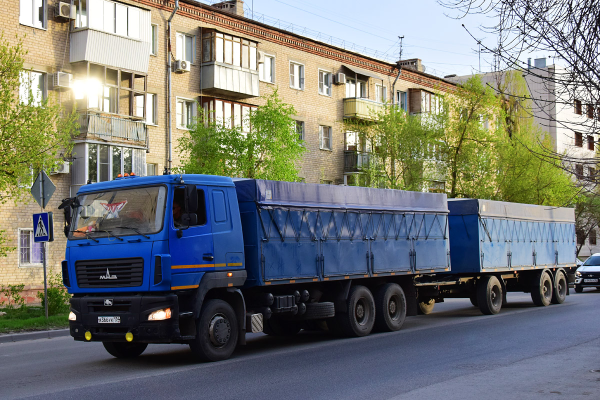 Волгоградская область, № А 366 УК 134 — МАЗ-6312B9