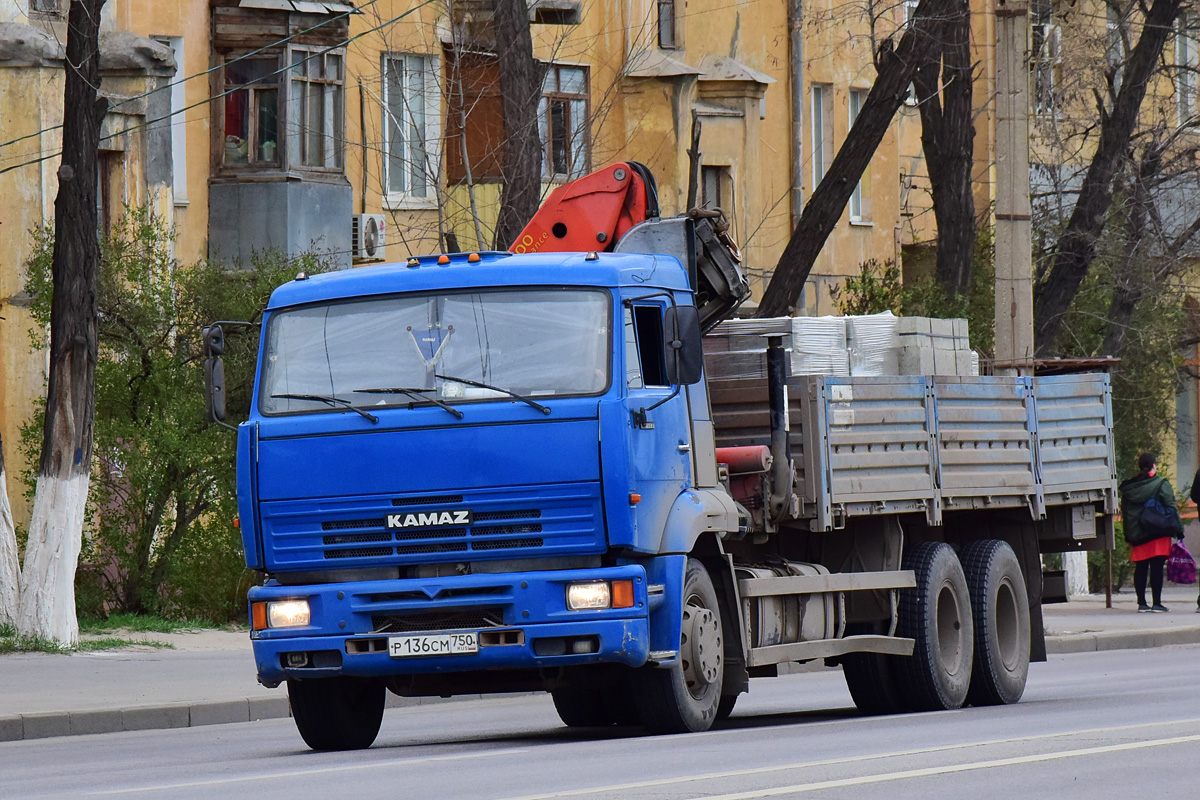 Волгоградская область, № Р 136 СМ 750 — КамАЗ-65117-62