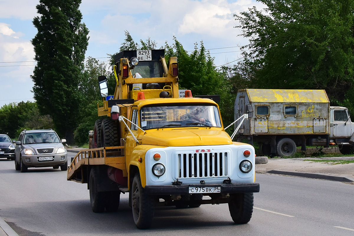 Волгоградская область, № С 975 ВК 34 — ГАЗ-52-07