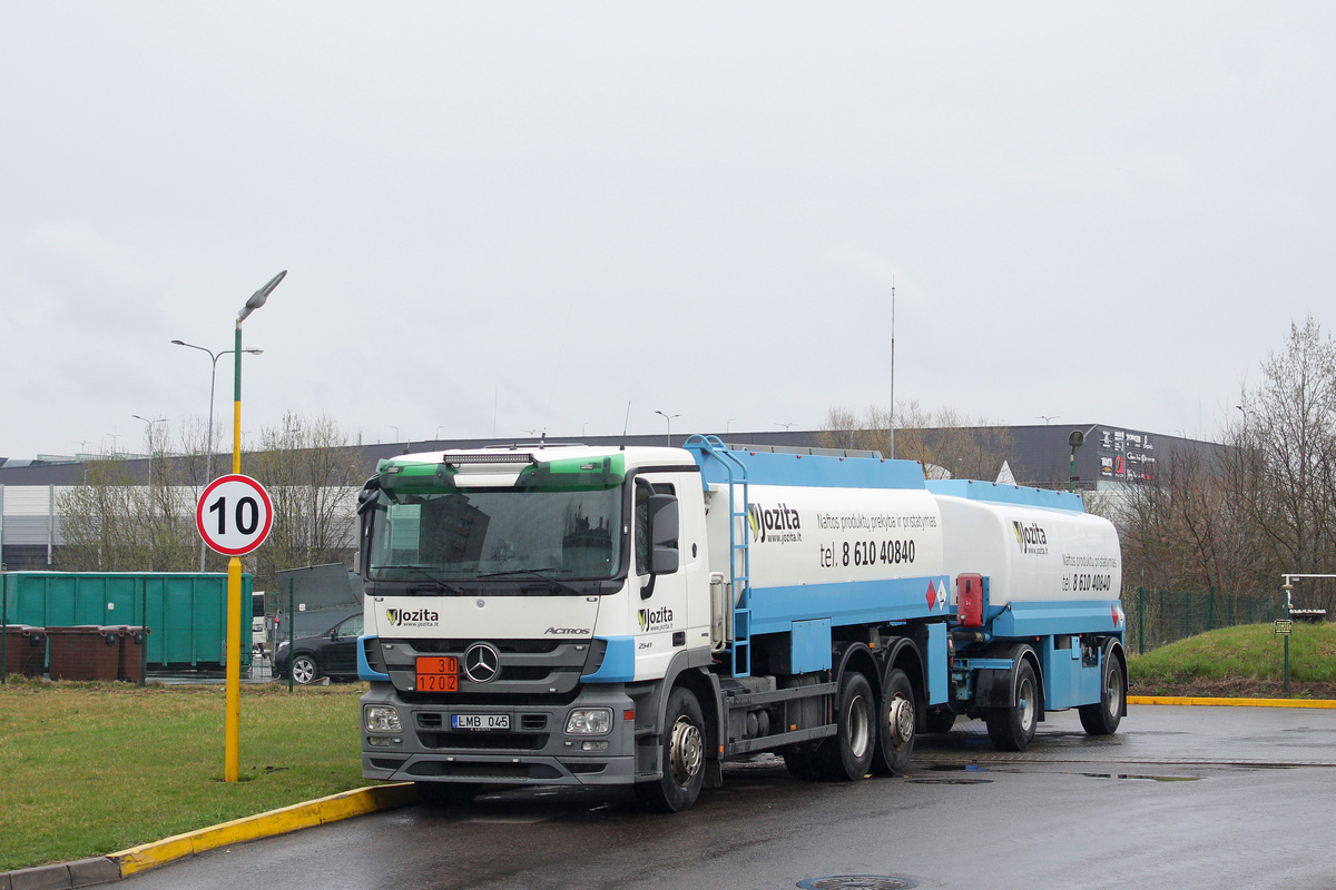 Литва, № LMB 045 — Mercedes-Benz Actros ('2009) 2541