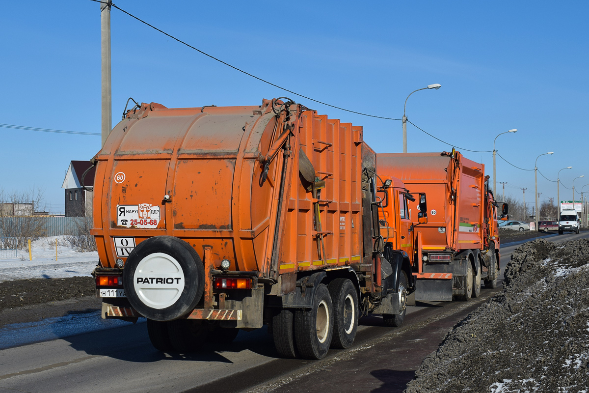 Алтайский край, № Н 111 УА 22 — КамАЗ-65115-62