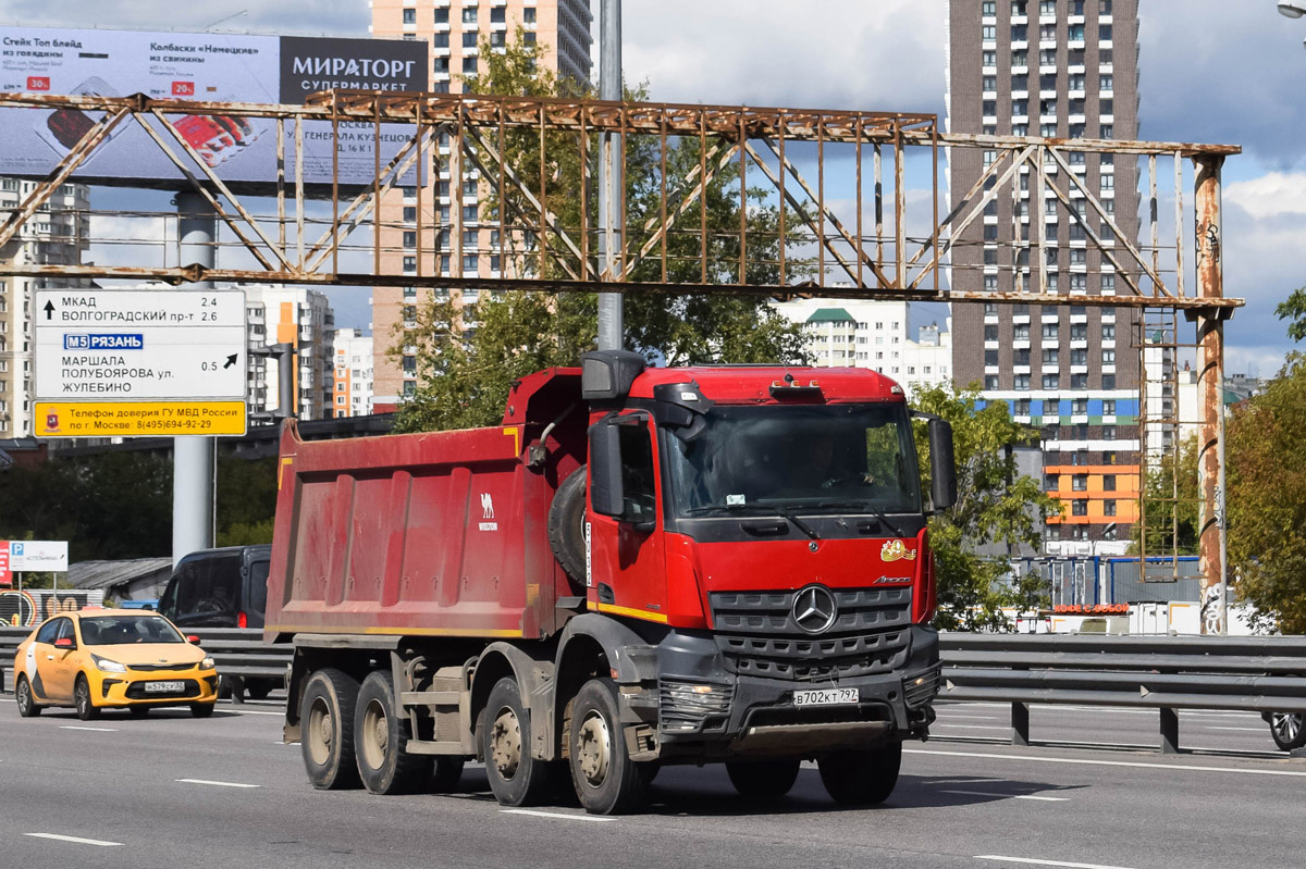 Москва, № В 702 КТ 797 — Mercedes-Benz Arocs 4145 [Z9M]