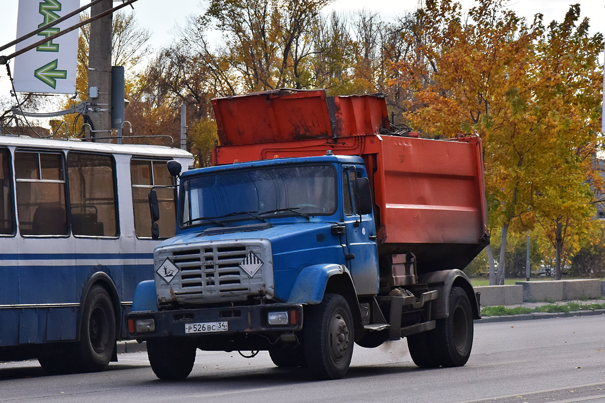 Волгоградская область, № Р 526 ВС 34 — ЗИЛ-432932