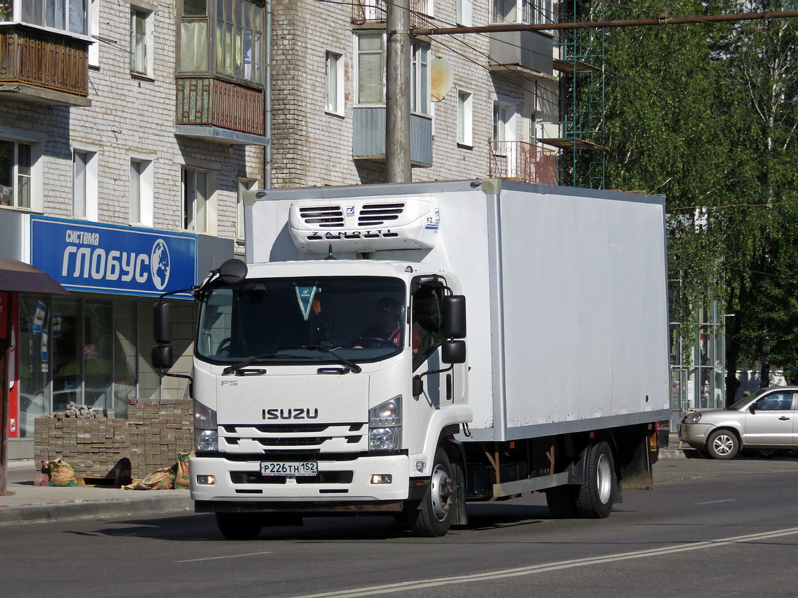 Нижегородская область, № Р 226 ТН 152 — Isuzu (общая модель)