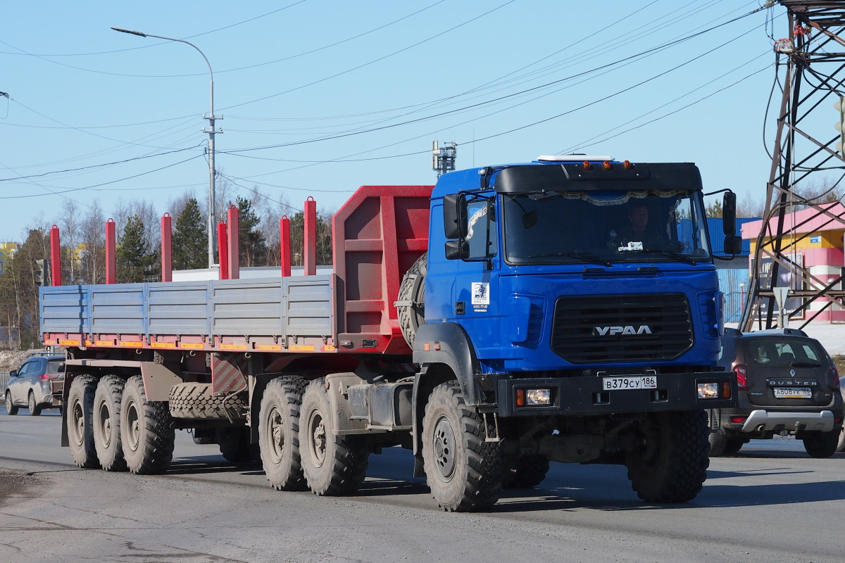 Ханты-Мансийский автоном.округ, № В 379 СУ 186 — Урал-44202-82