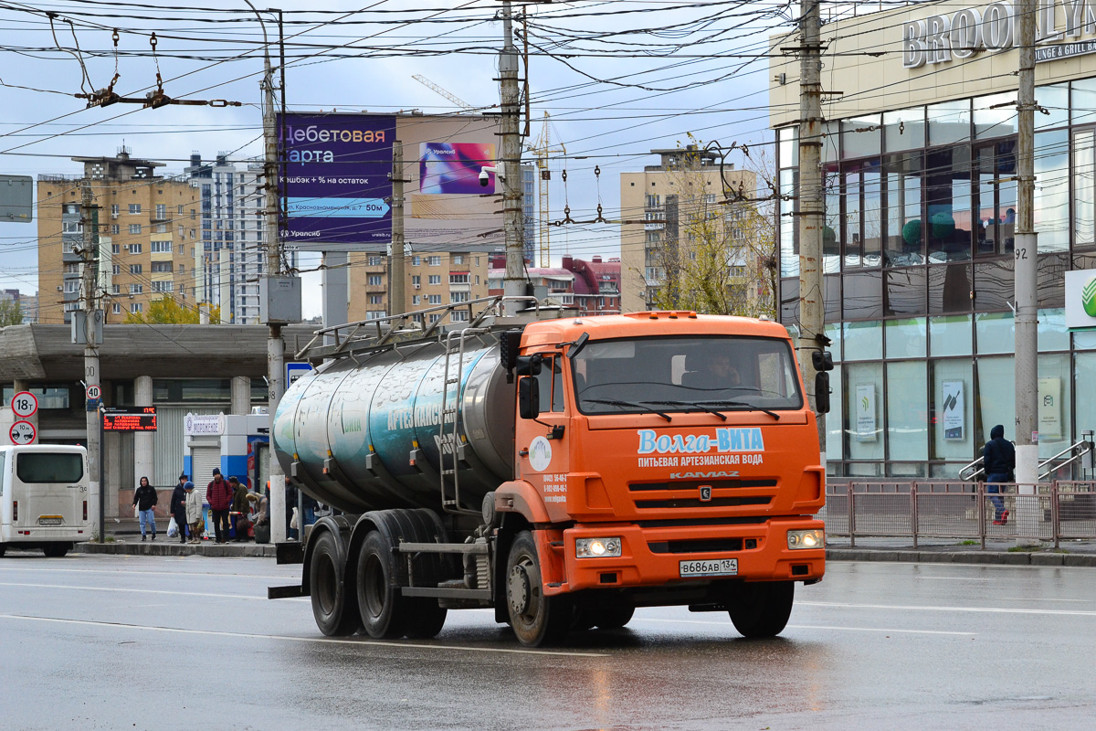 Волгоградская область, № В 686 АВ 134 — КамАЗ-65115-A4