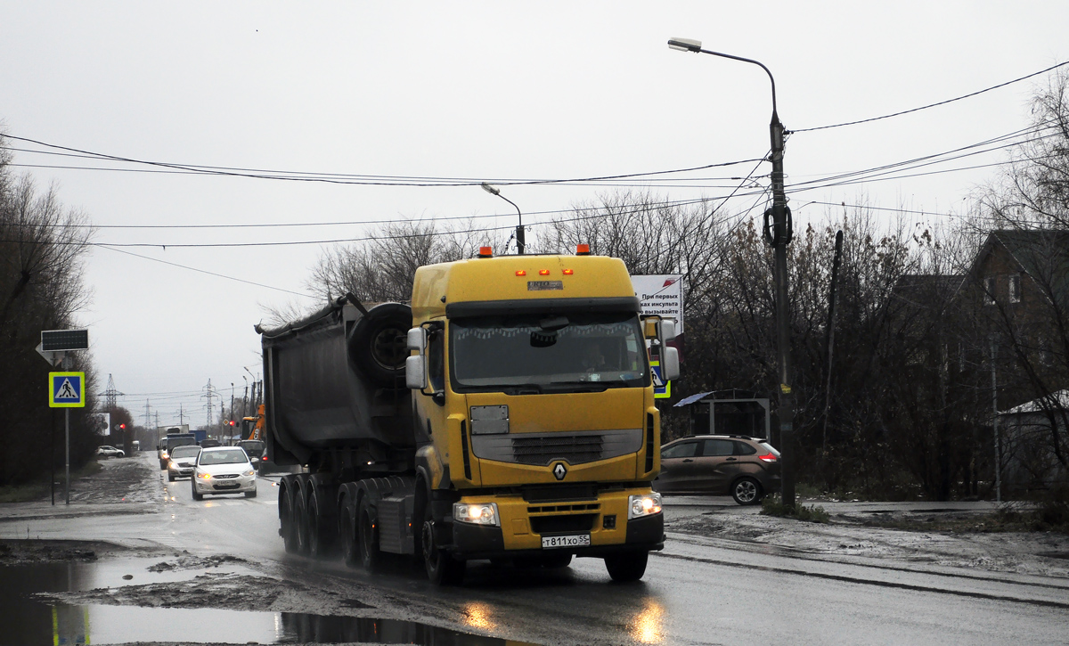 Омская область, № Т 811 ХО 55 — Renault Premium Lander [X9P]