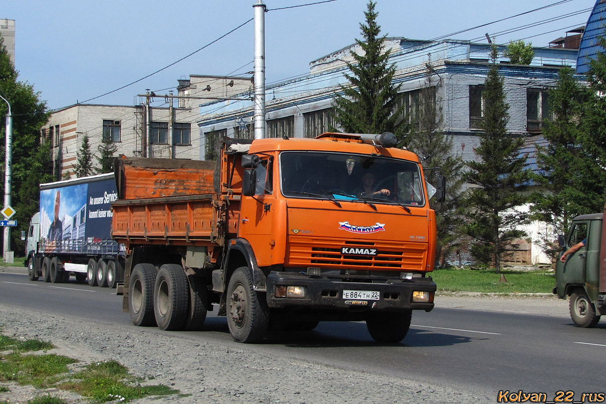 Алтайский край, № Е 884 ТН 22 — КамАЗ-65115-15 [65115R]