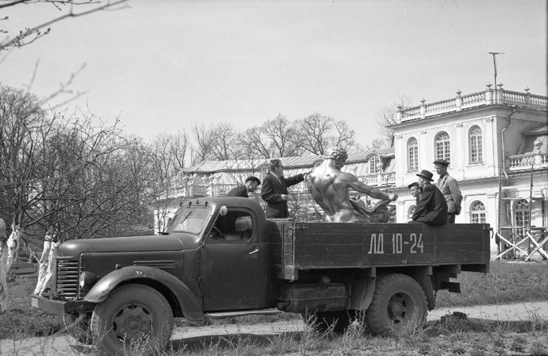 Санкт-Петербург, № ЛД 10-24 — ЗИС-150; Санкт-Петербург — Исторические фотографии (Автомобили)