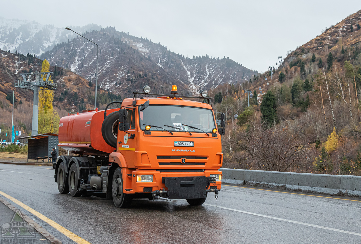 Алматы, № 405 YV 02 — КамАЗ-65115-42