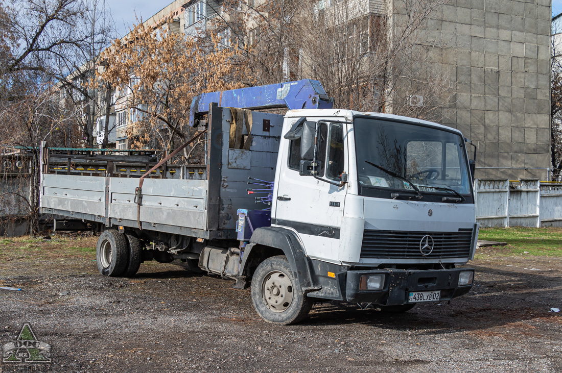 Алматы, № 438 LXB 02 — Mercedes-Benz LK 814