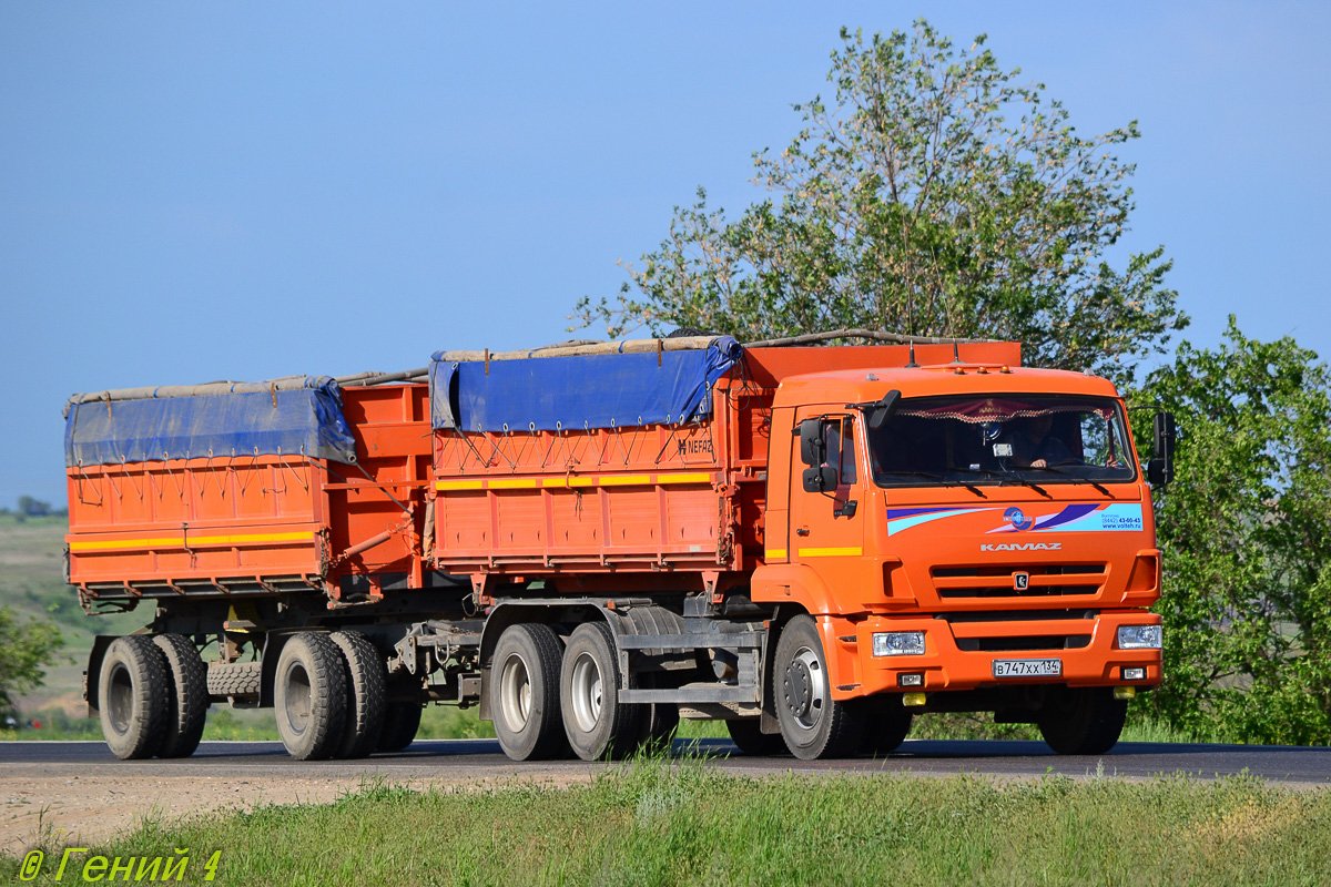 Волгоградская область, № В 747 ХХ 134 — КамАЗ-65115-42