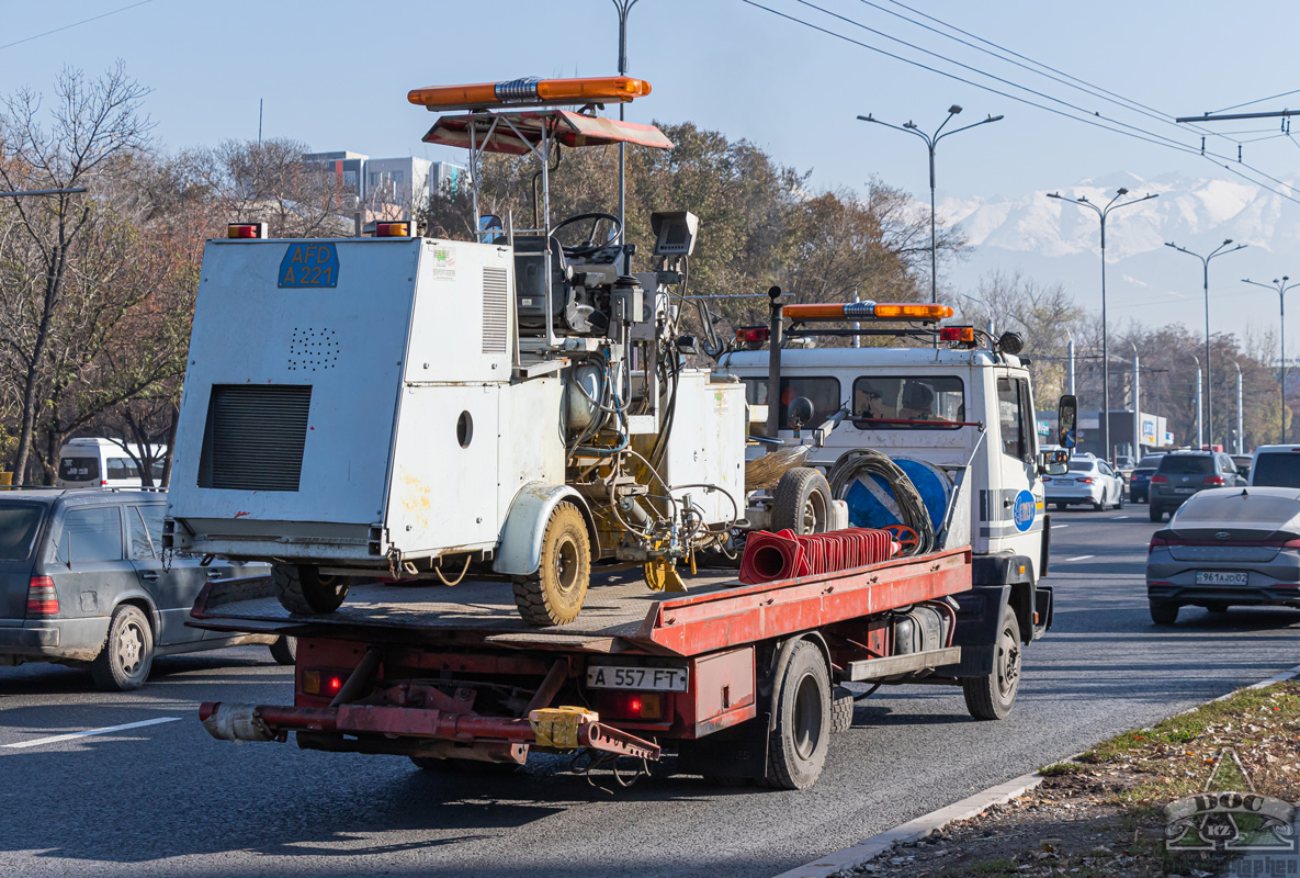 Алматы, № A 557 FT — Mercedes-Benz LK 814; Алматы, № AFD A 221 —  Прочие модели