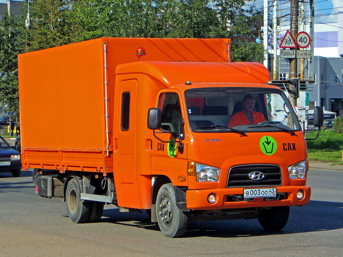 Кировская область, № В 003 ОО 43 — Hyundai HD78 ('2004)