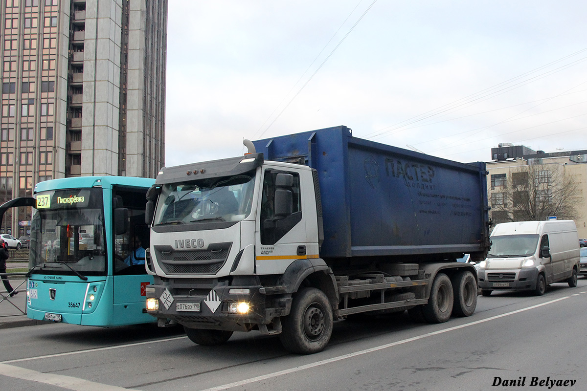 Санкт-Петербург, № Е 076 ВХ 198 — IVECO Trakker ('2013)