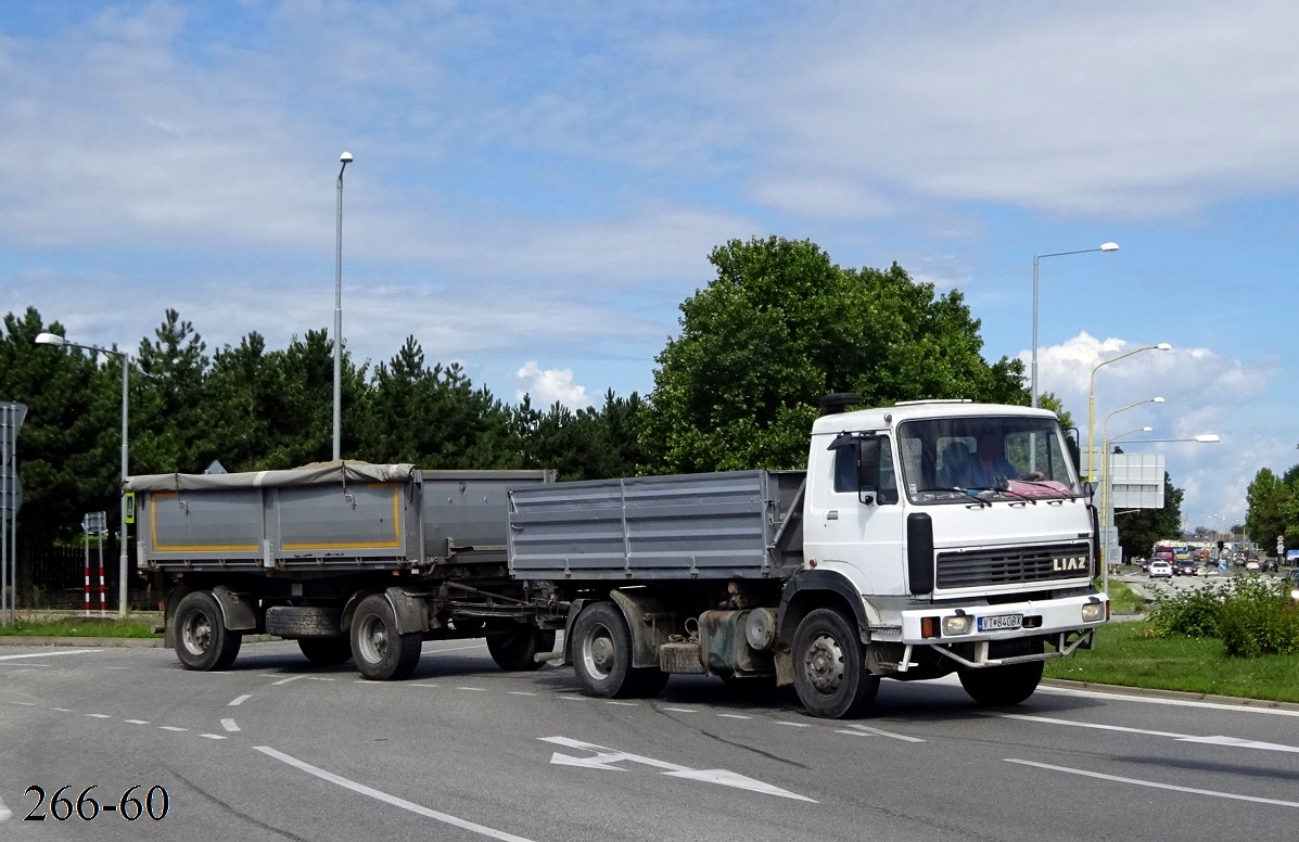 Словакия, № VT-840BX — LIAZ 300; Словакия, № VT-562YE —  Прочие модели