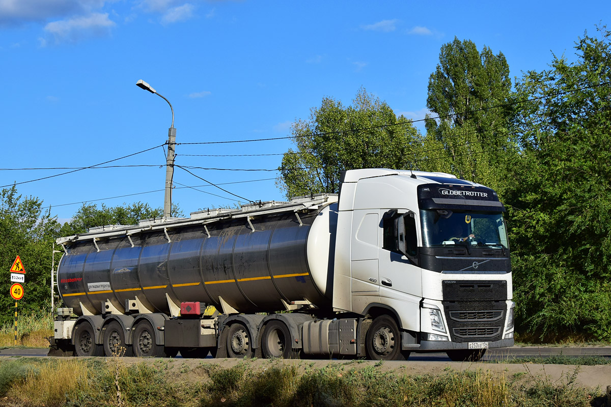 Волгоградская область, № Е 253 ХЕ 134 — Volvo ('2012) FH.460 [X9P]