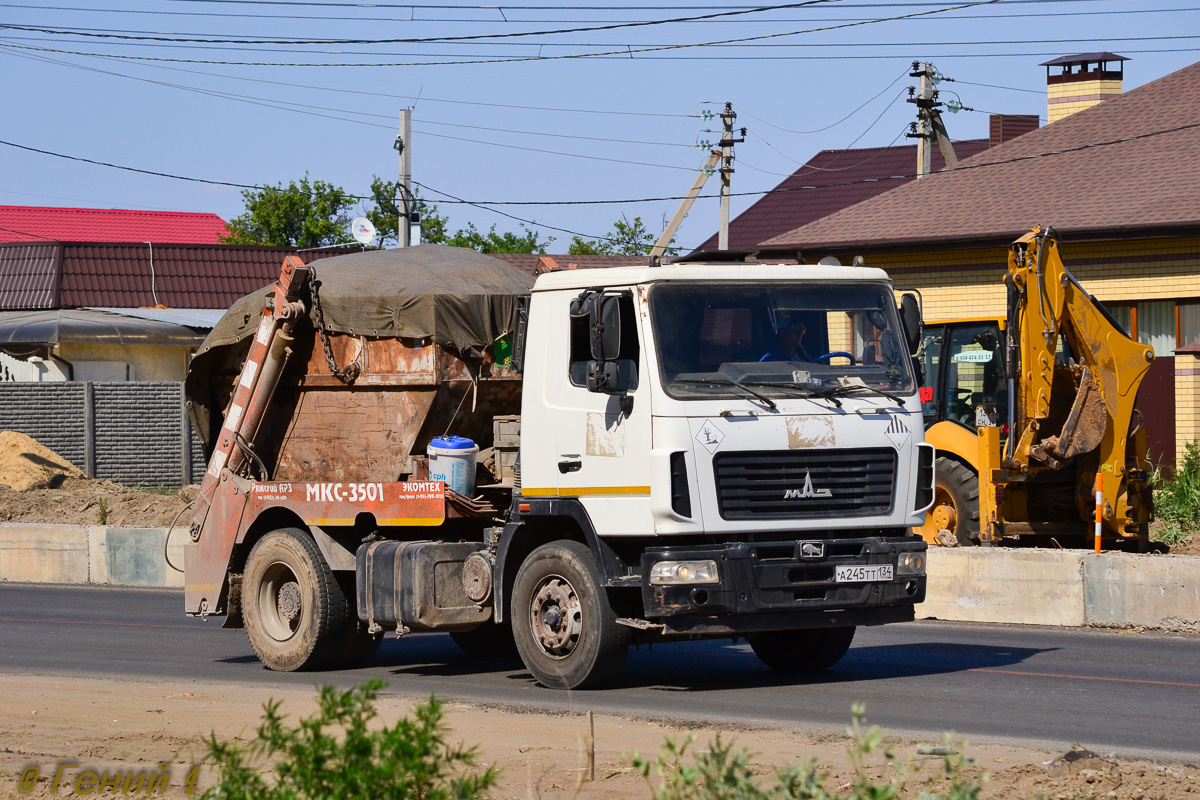 Волгоградская область, № А 245 ТТ 134 — МАЗ-5550B2