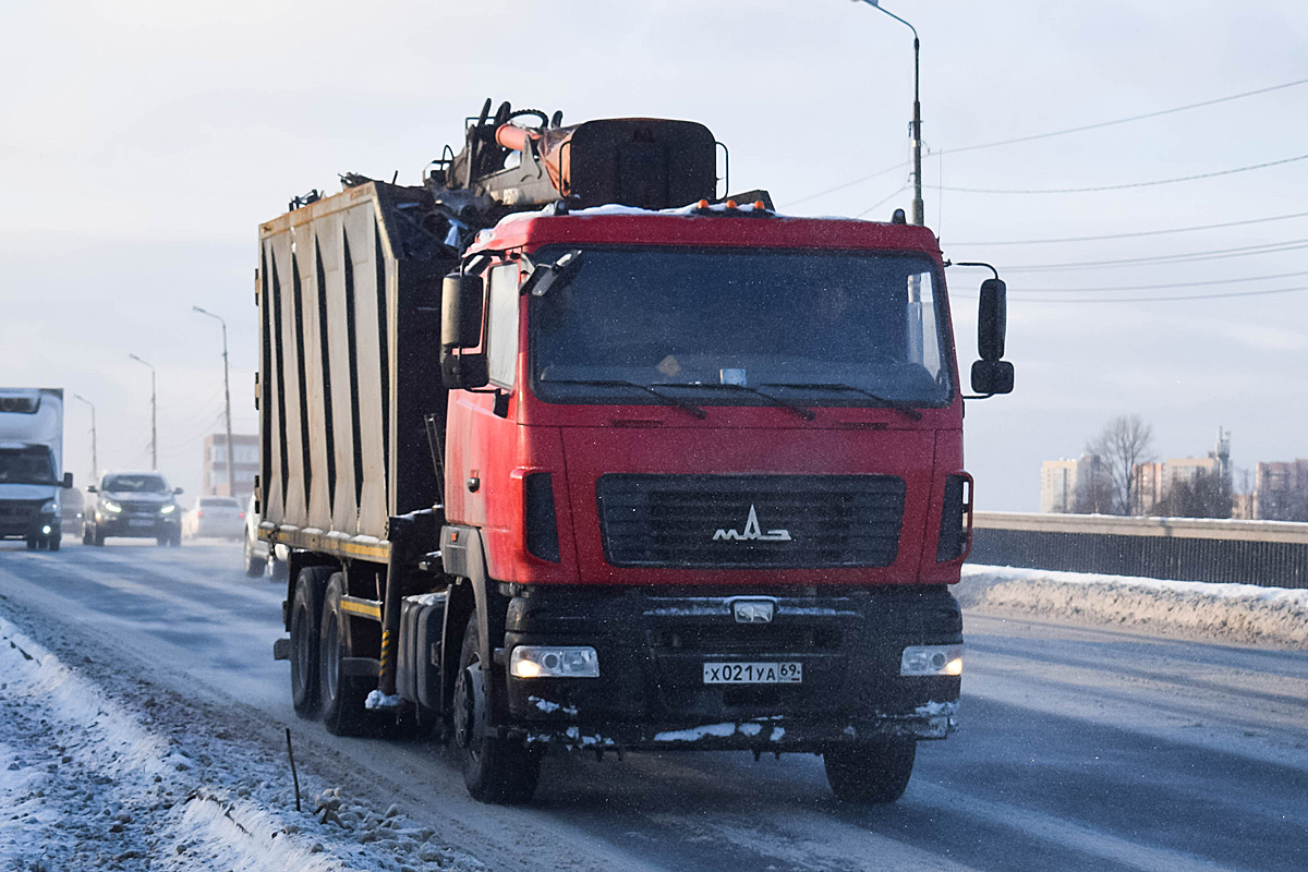 Тверская область, № Х 021 УА 69 — МАЗ-6312C5