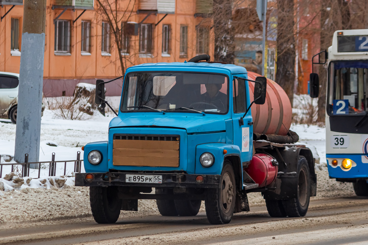 Омская область, № Е 895 РК 55 — ГАЗ-3307