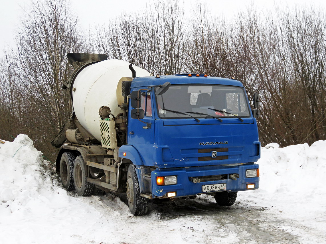 Кировская область, № А 002 НН 43 — КамАЗ-65115-A4