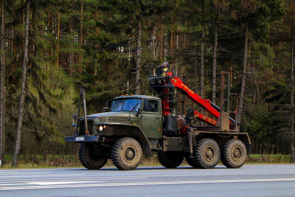 Ленинградская область, № Т 066 ВУ 47 — Урал (общая модель)