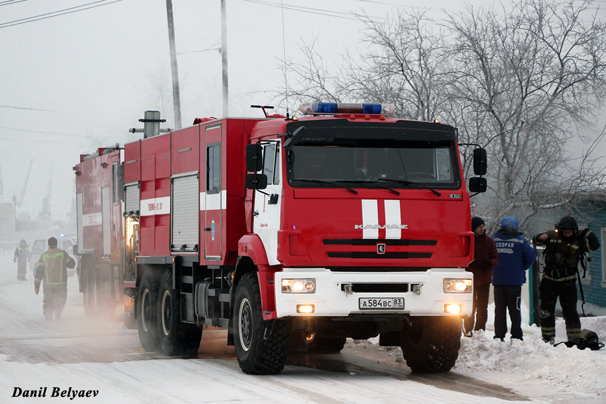 Ненецкий автономный округ, № А 584 ВС 83 — КамАЗ-43118-RF [43118F-R]