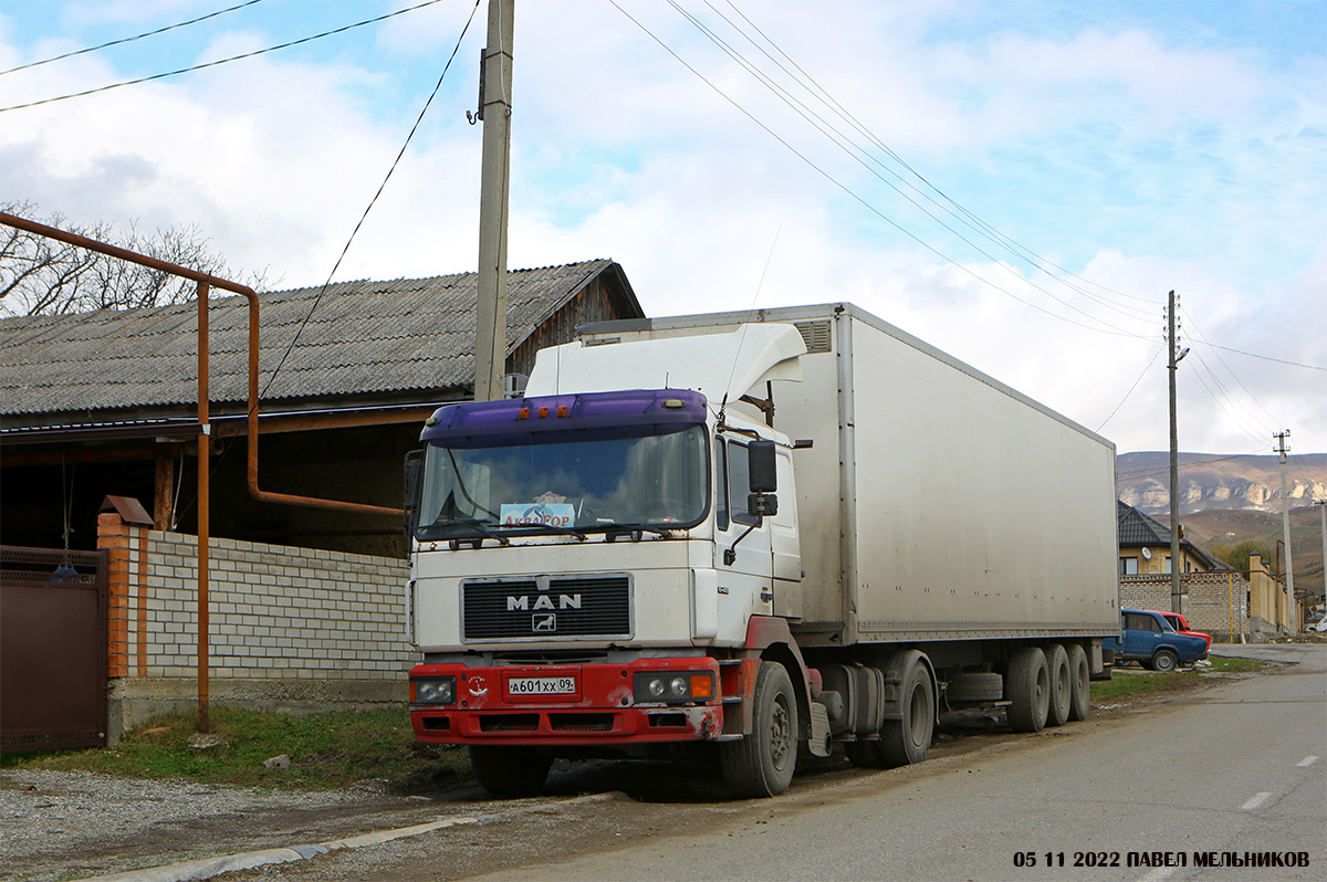 Карачаево-Черкесия, № А 601 ХХ 09 — MAN F2000 18.403