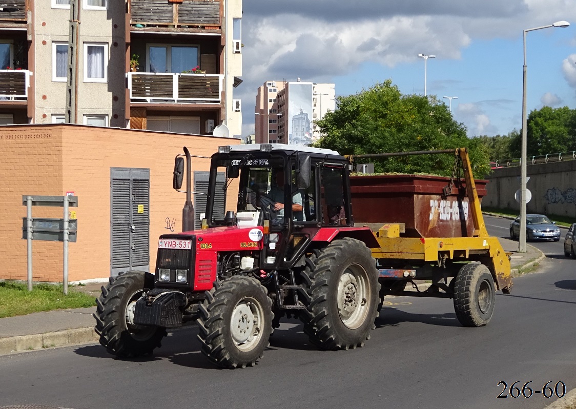 Венгрия, № YNB-531 — Беларус-820.4; Венгрия — Сбор винограда в Венгрии