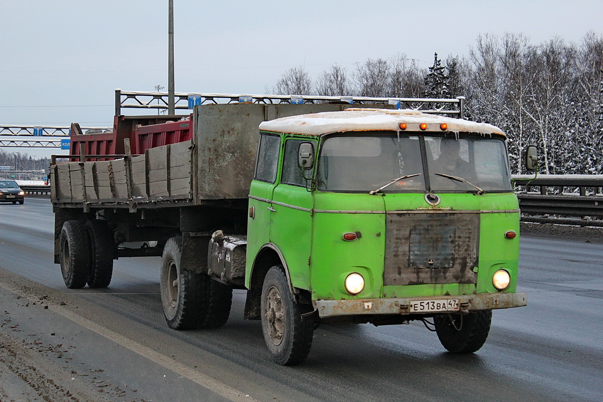 Ленинградская область, № Е 513 ВА 47 — Škoda 706 RTTN