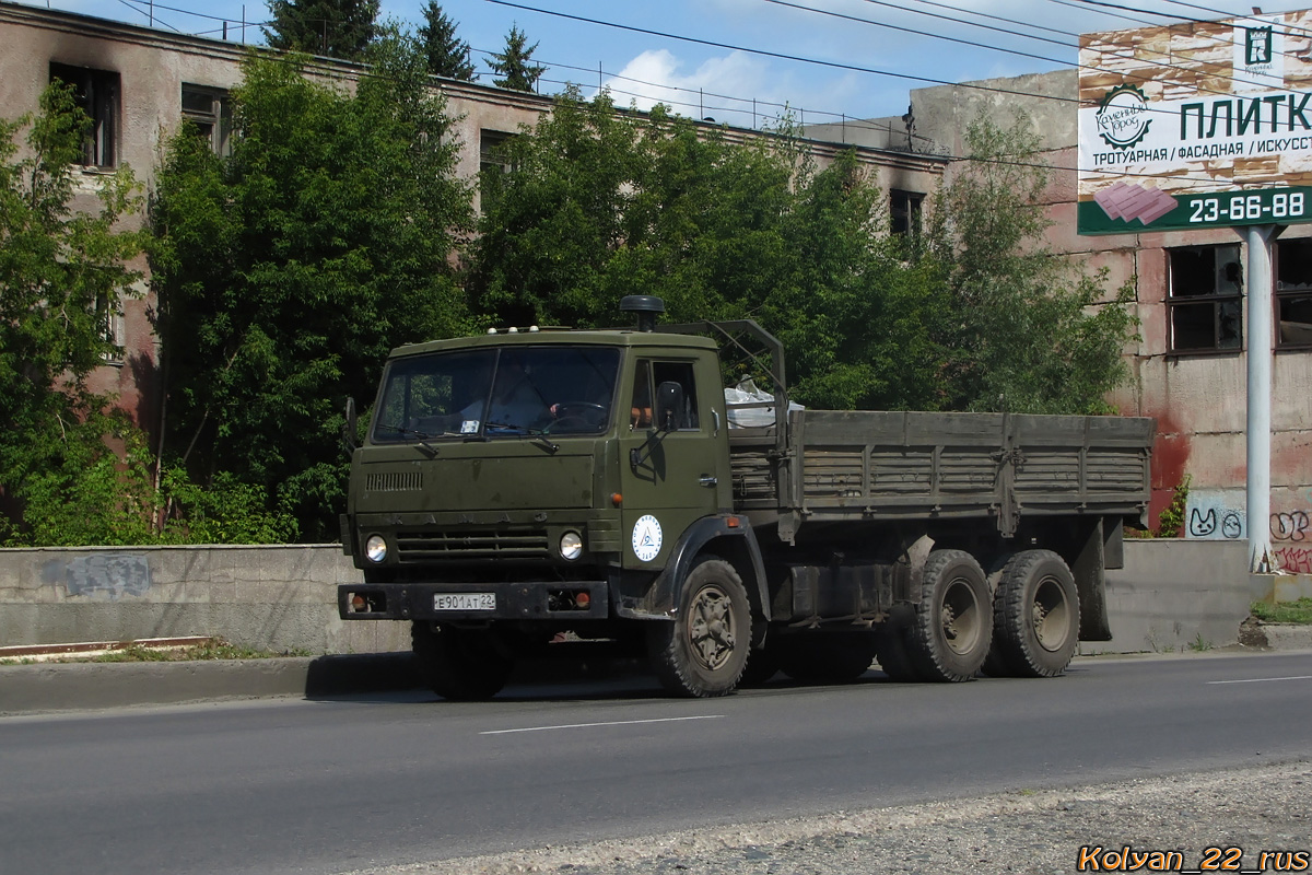 Алтайский край, № Е 901 АТ 22 — КамАЗ-5320