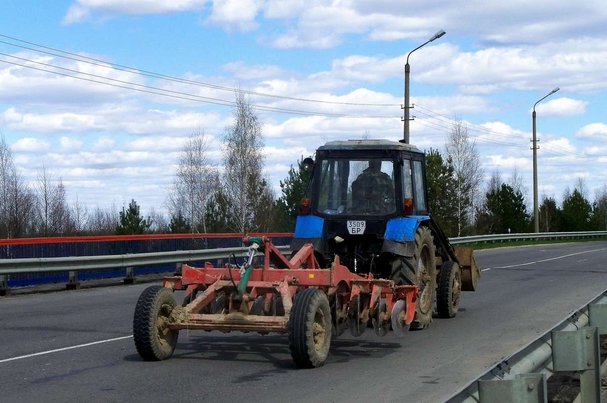 Брянская область, № 3509 БР — Беларус-82.1; Прицепы сельскохозяйственные — Бороны дисковые (общая)